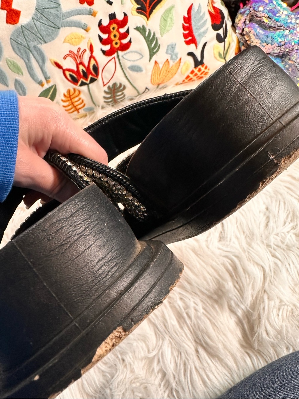Bongo • Rhinestone Chunky Platform Slides - Picture 14 of 17